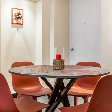 Mazz & Panell Station * Naples