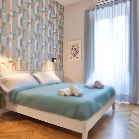 Mazz & Panell Station Apartment